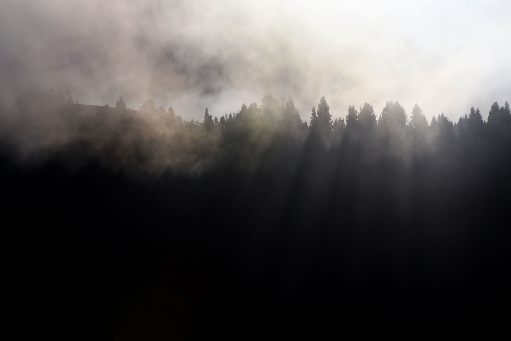Early afternoon rays